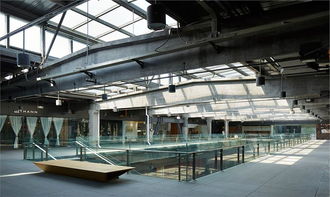 江苏无锡旧纺织厂改造而成的艺术与购物中心设计